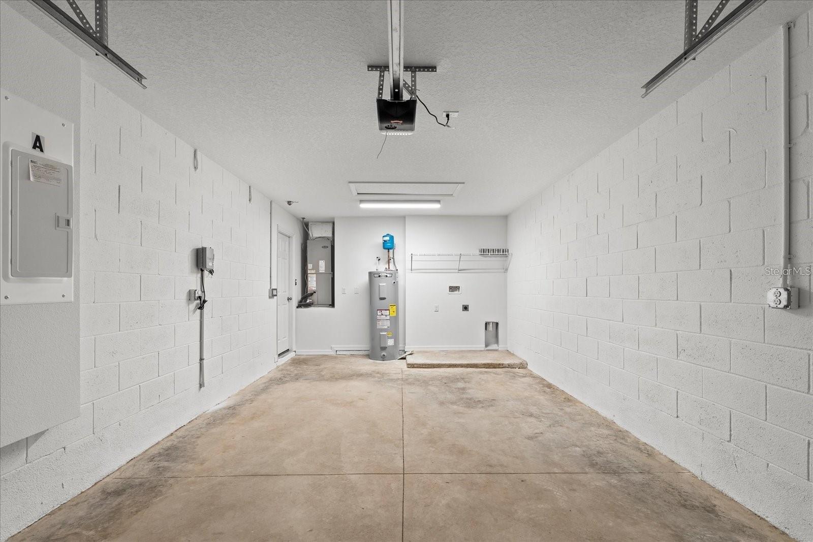 Image 12 of 14 For 31 Secretary Trail A