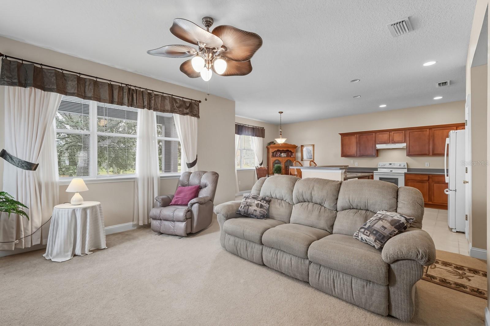 Image 11 of 42 For 117 Hagge Drive