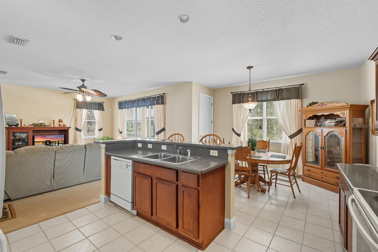 Image 16 of 42 For 117 Hagge Drive