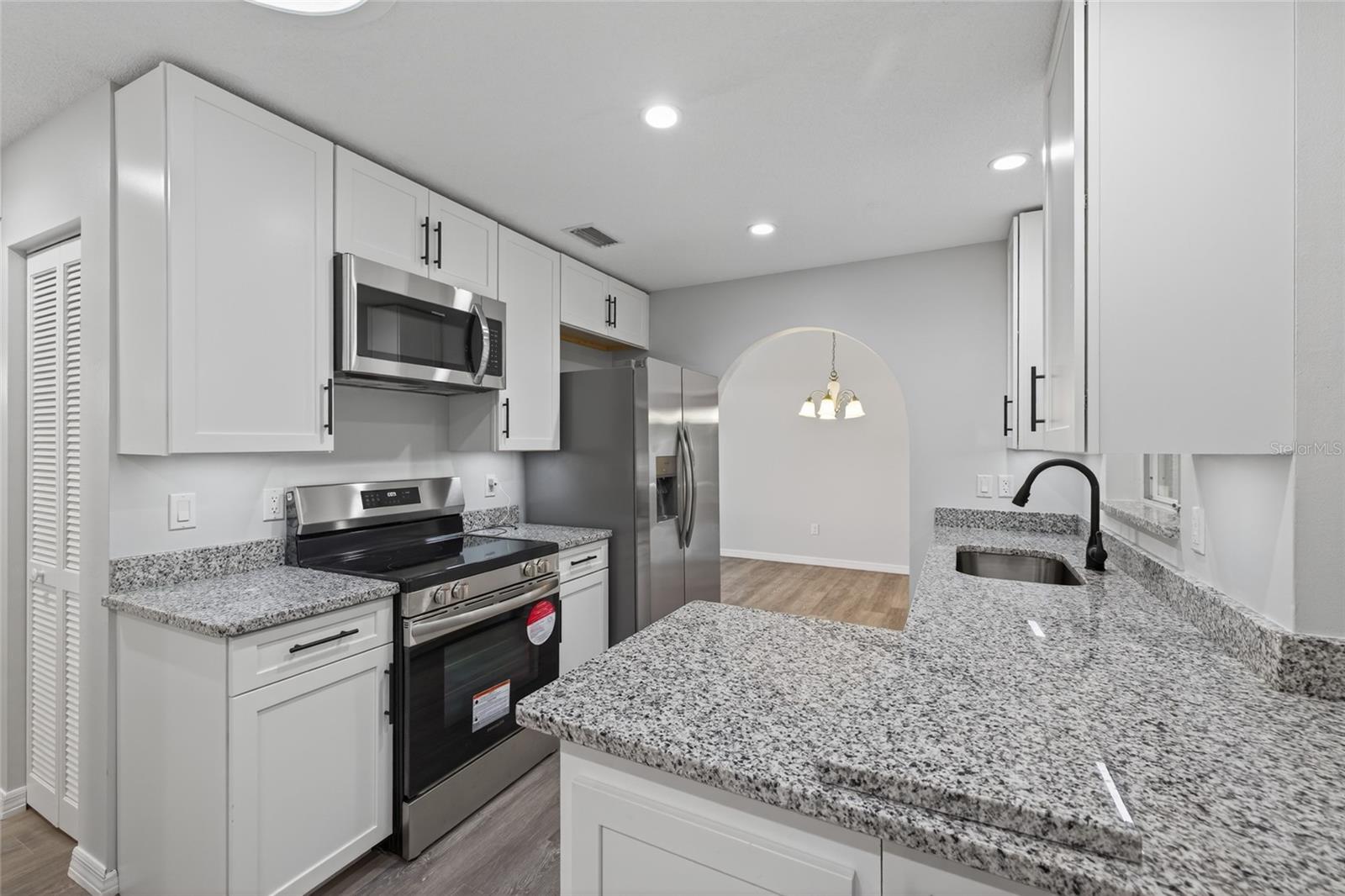 Image 5 of 27 For 57 Parkway Drive