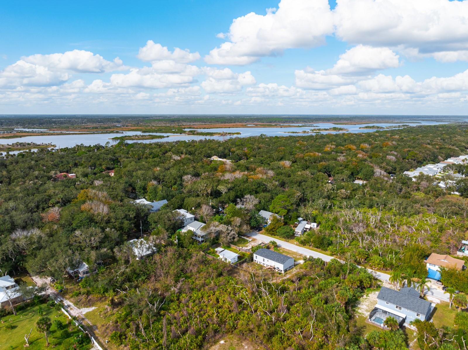 Image 12 of 23 For 22 Marquette Avenue