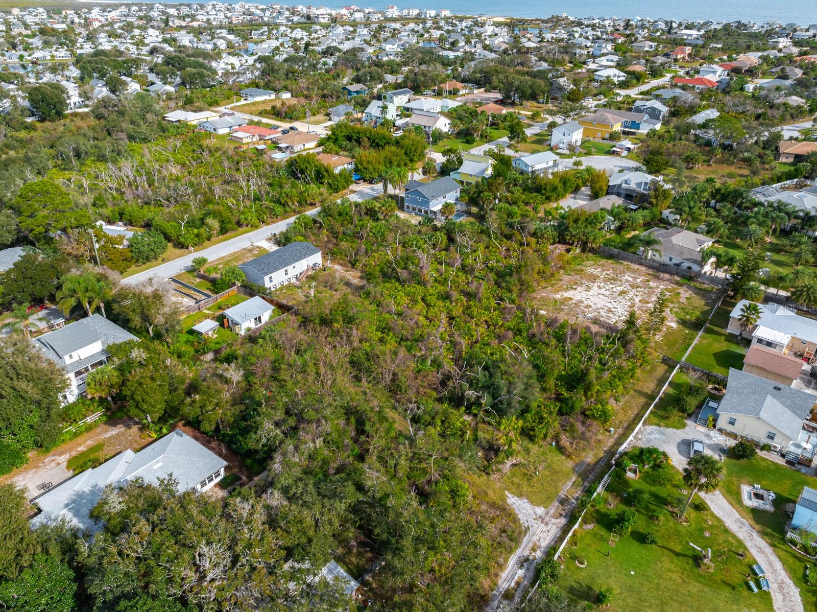 Image 18 of 23 For 22 Marquette Avenue