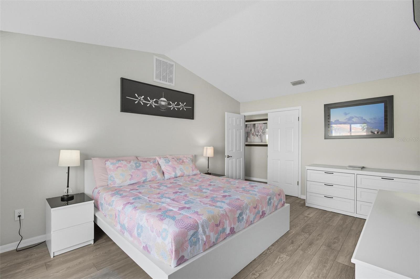 Image 23 of 62 For 53 Cochise Court