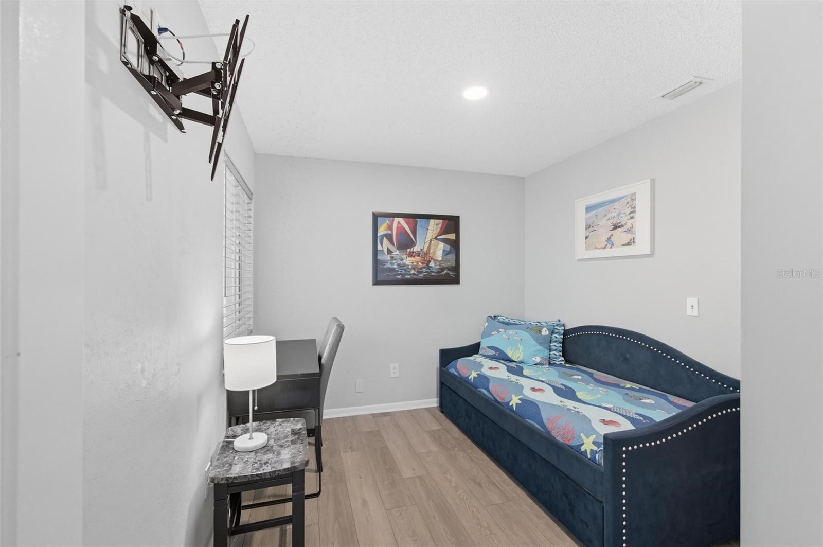 Image 32 of 62 For 53 Cochise Court