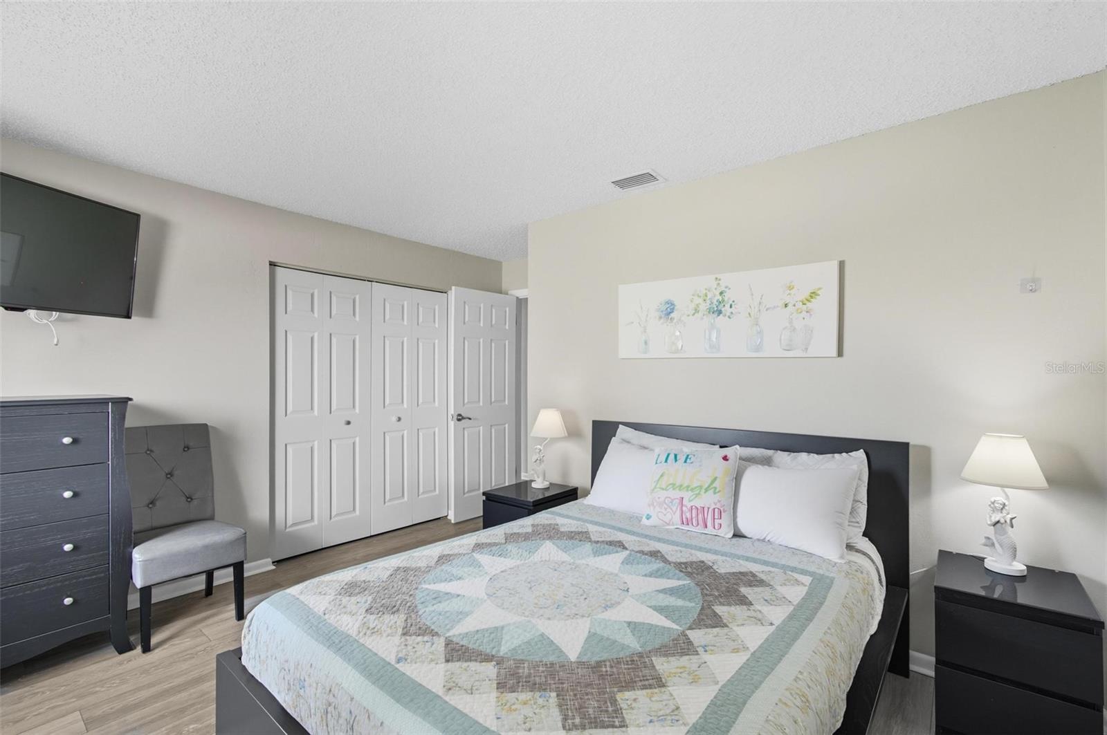 Image 42 of 62 For 53 Cochise Court