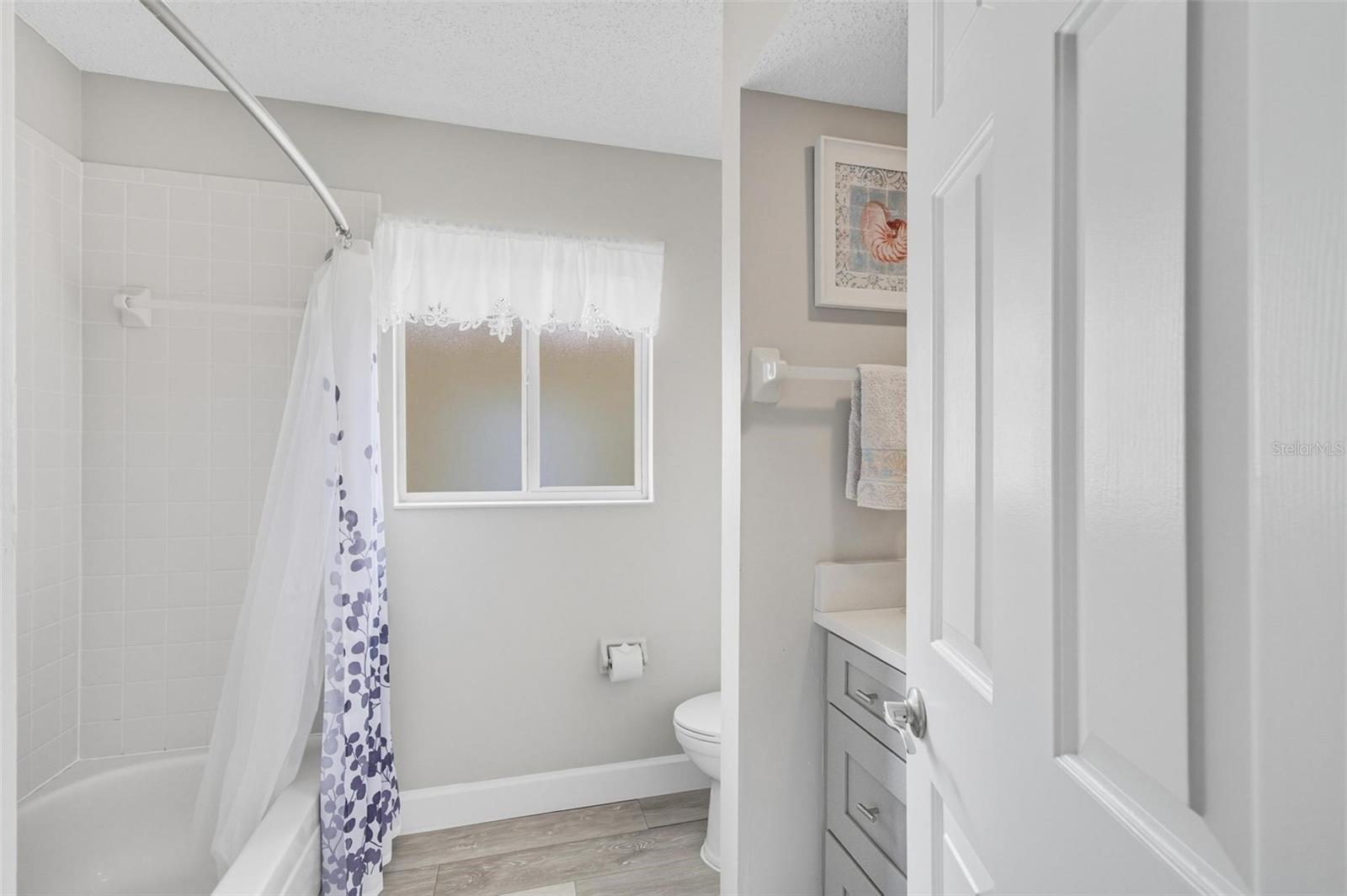 Image 46 of 62 For 53 Cochise Court