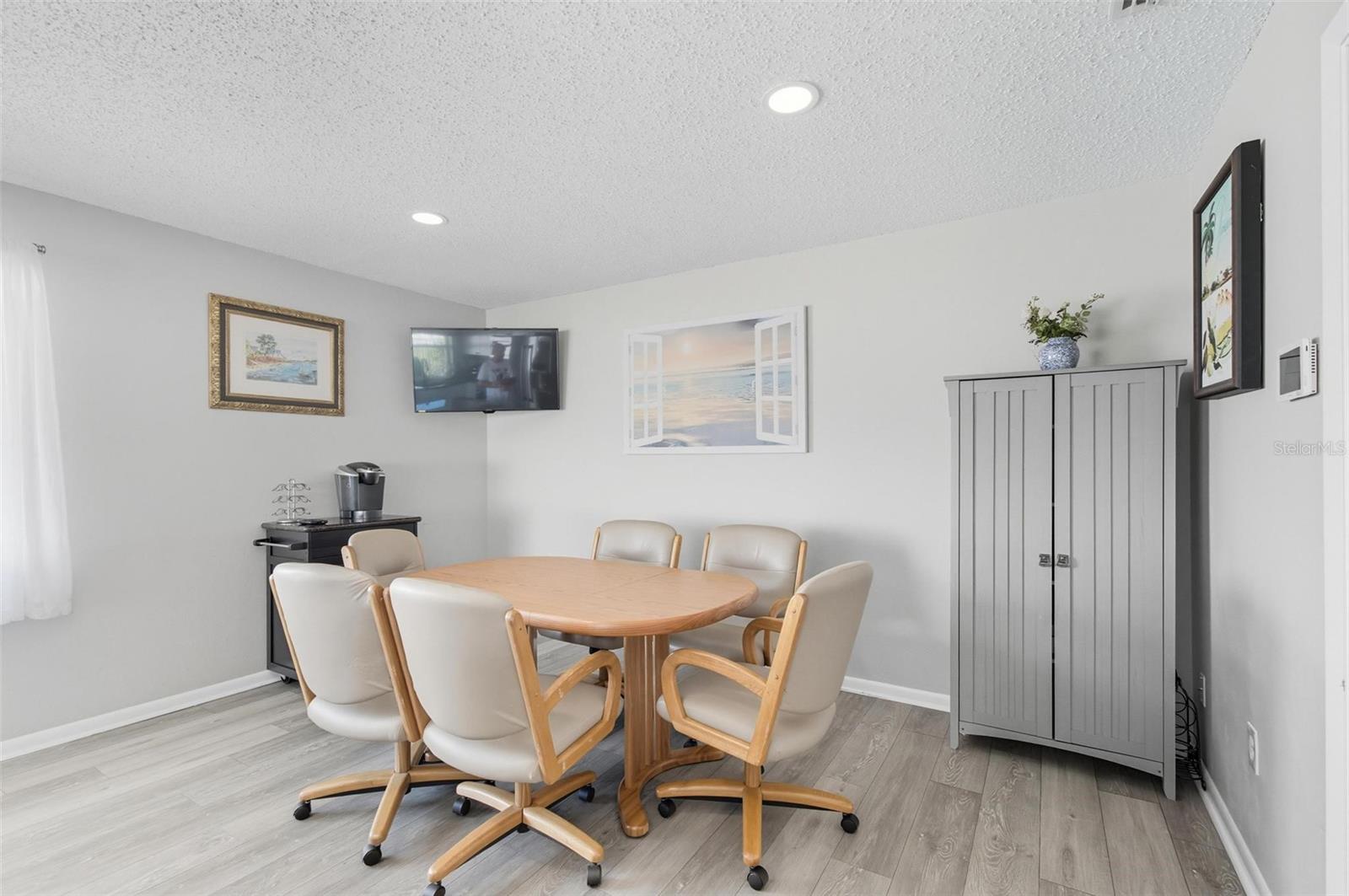 Image 51 of 62 For 53 Cochise Court