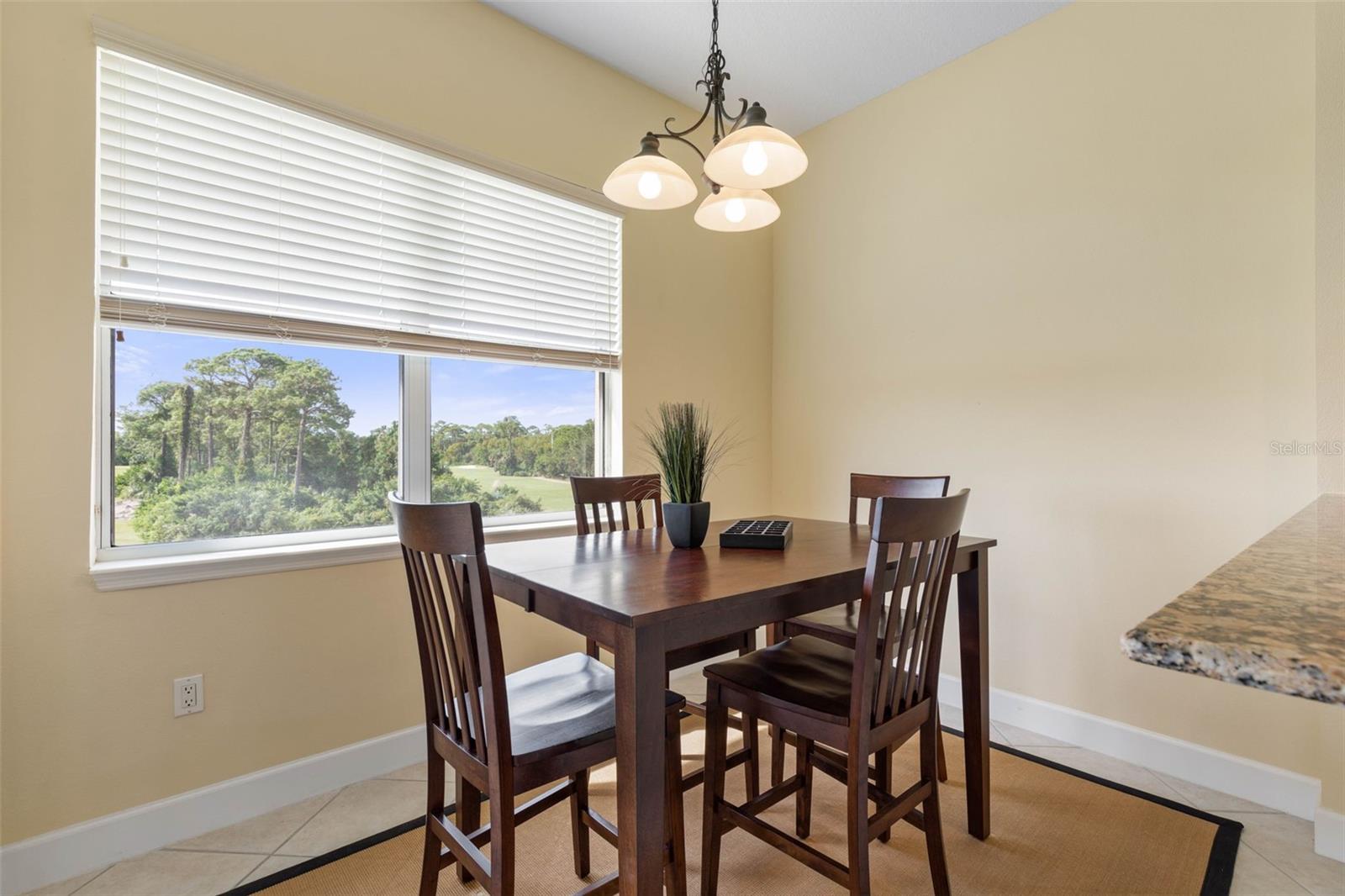 Image 18 of 71 For 200 Riverfront Drive B303