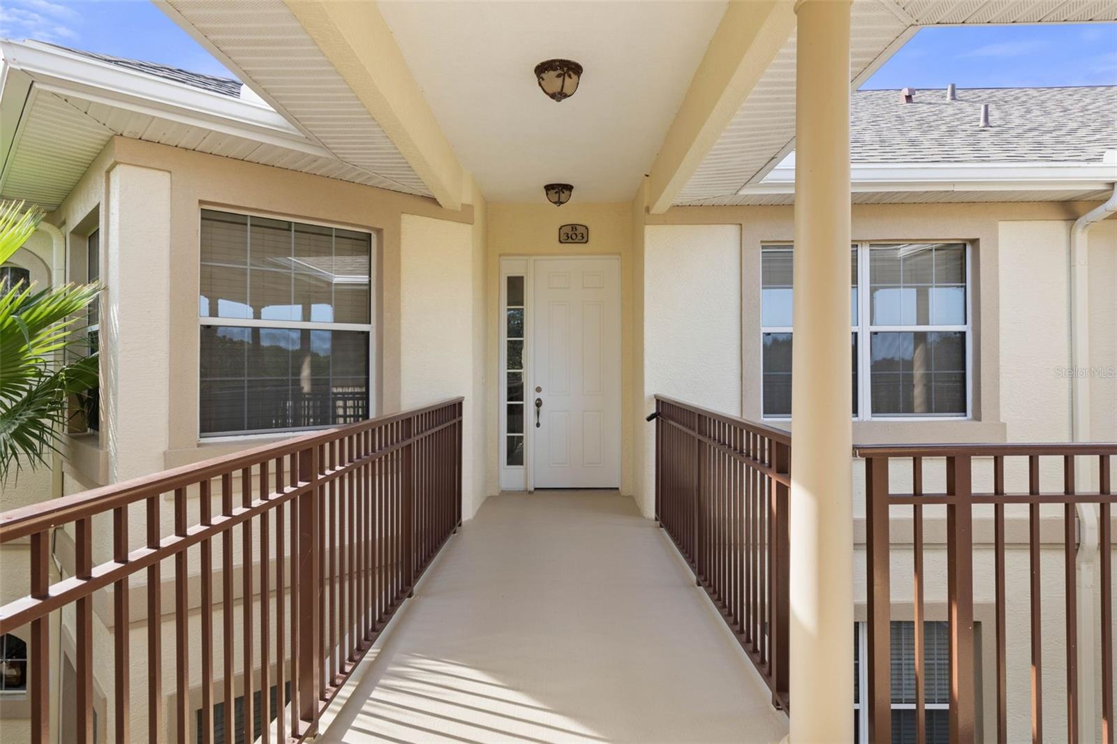 Image 6 of 71 For 200 Riverfront Drive B303