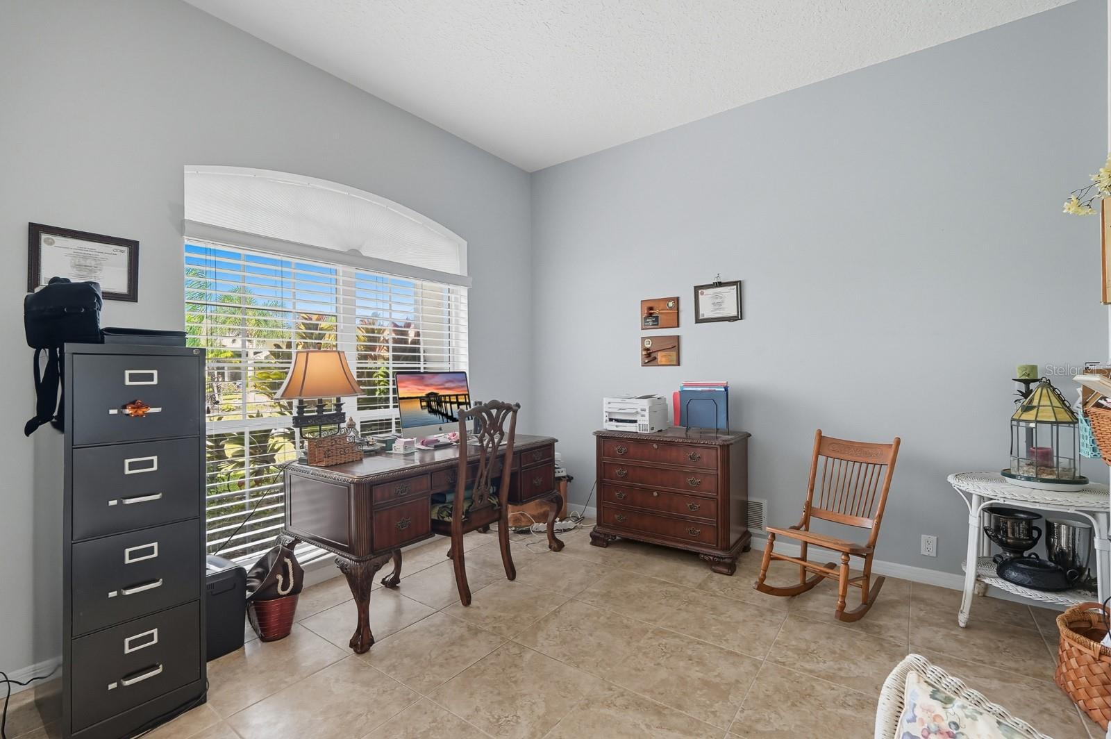 Image 10 of 46 For 20 Wood Center Lane