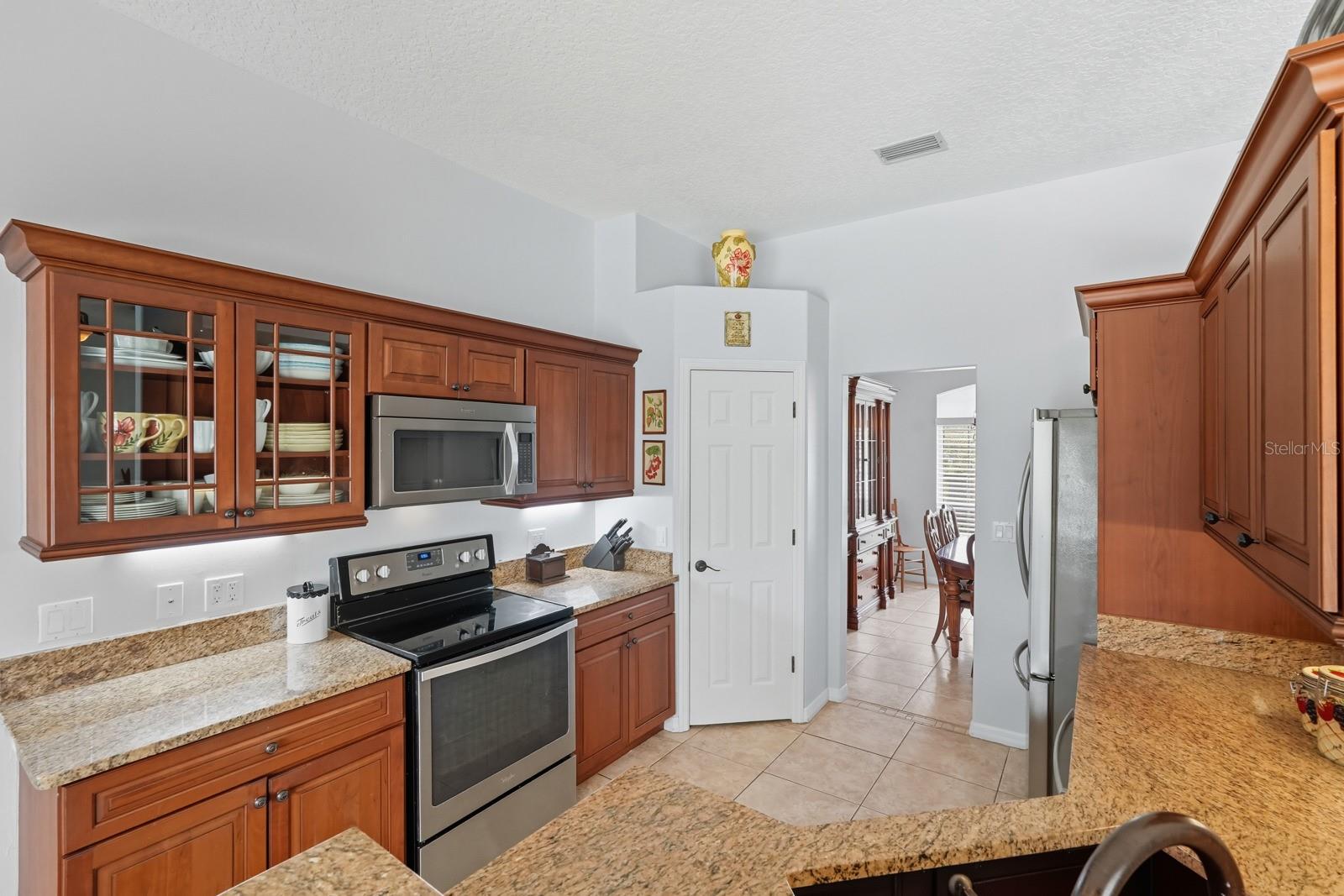 Image 23 of 46 For 20 Wood Center Lane