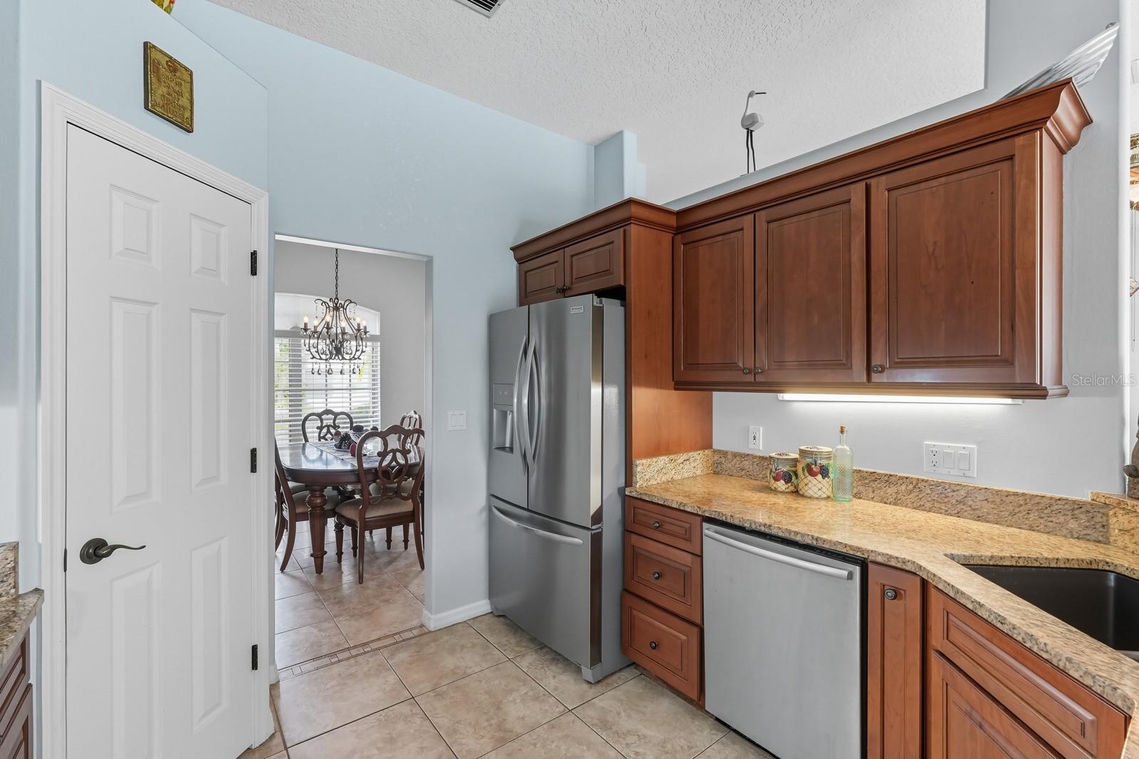 Image 24 of 46 For 20 Wood Center Lane