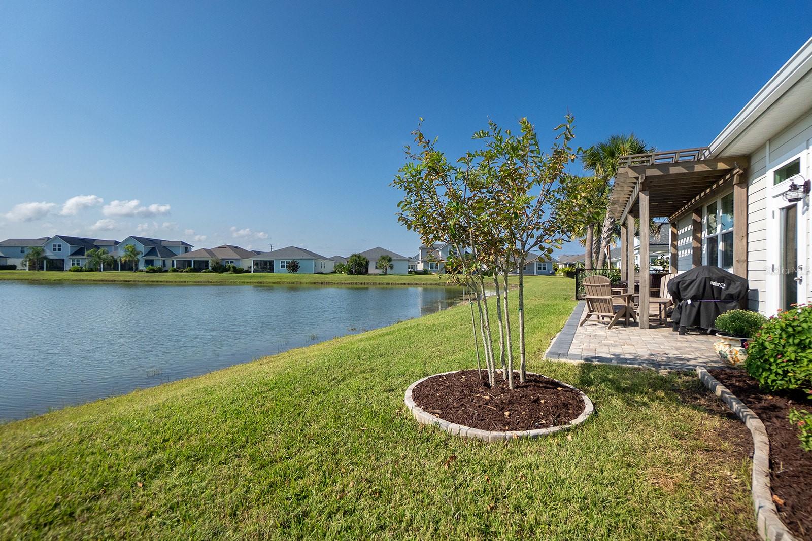 Image 2 of 42 For 9 Los Lagos Boulevard