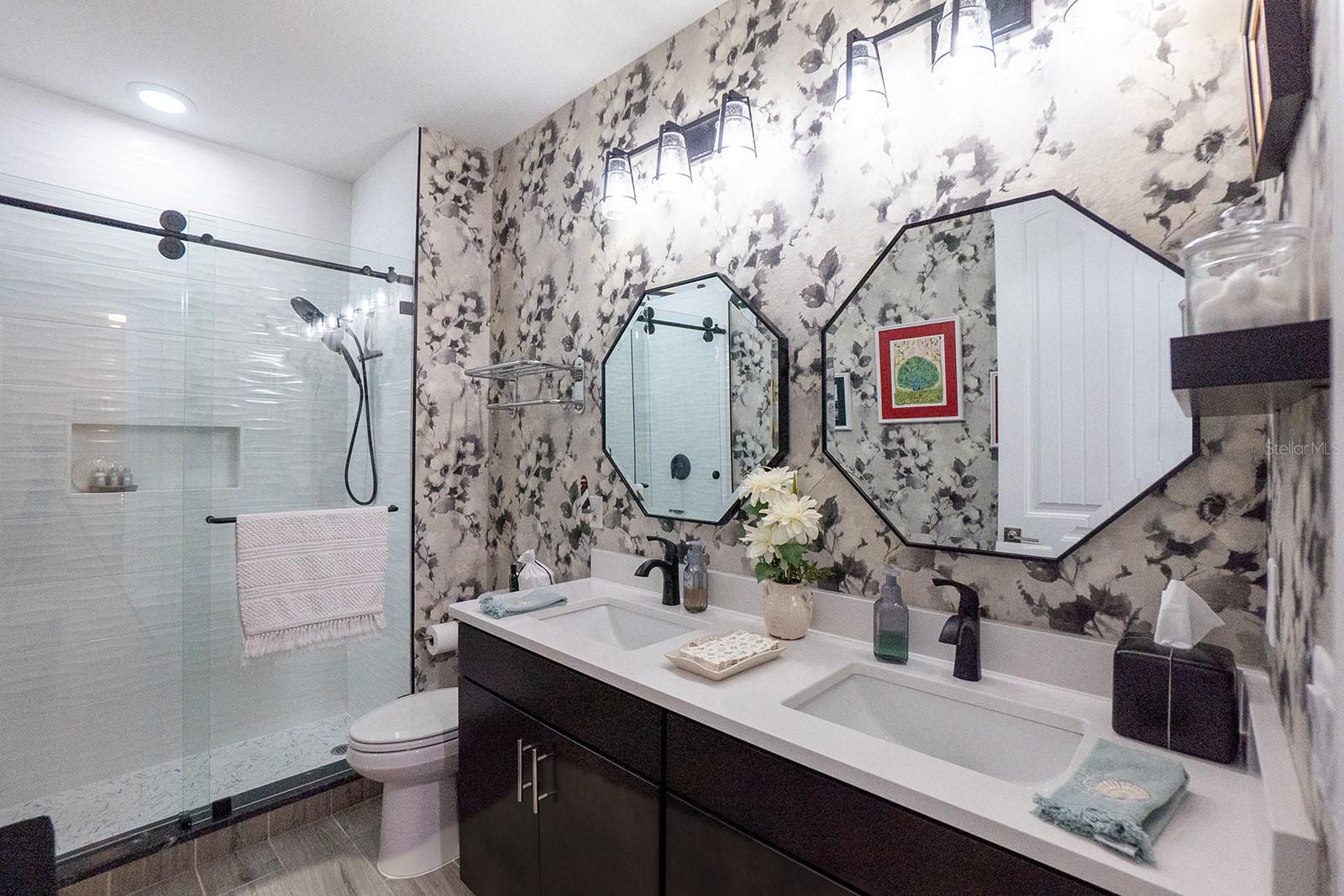 Image 24 of 42 For 9 Los Lagos Boulevard