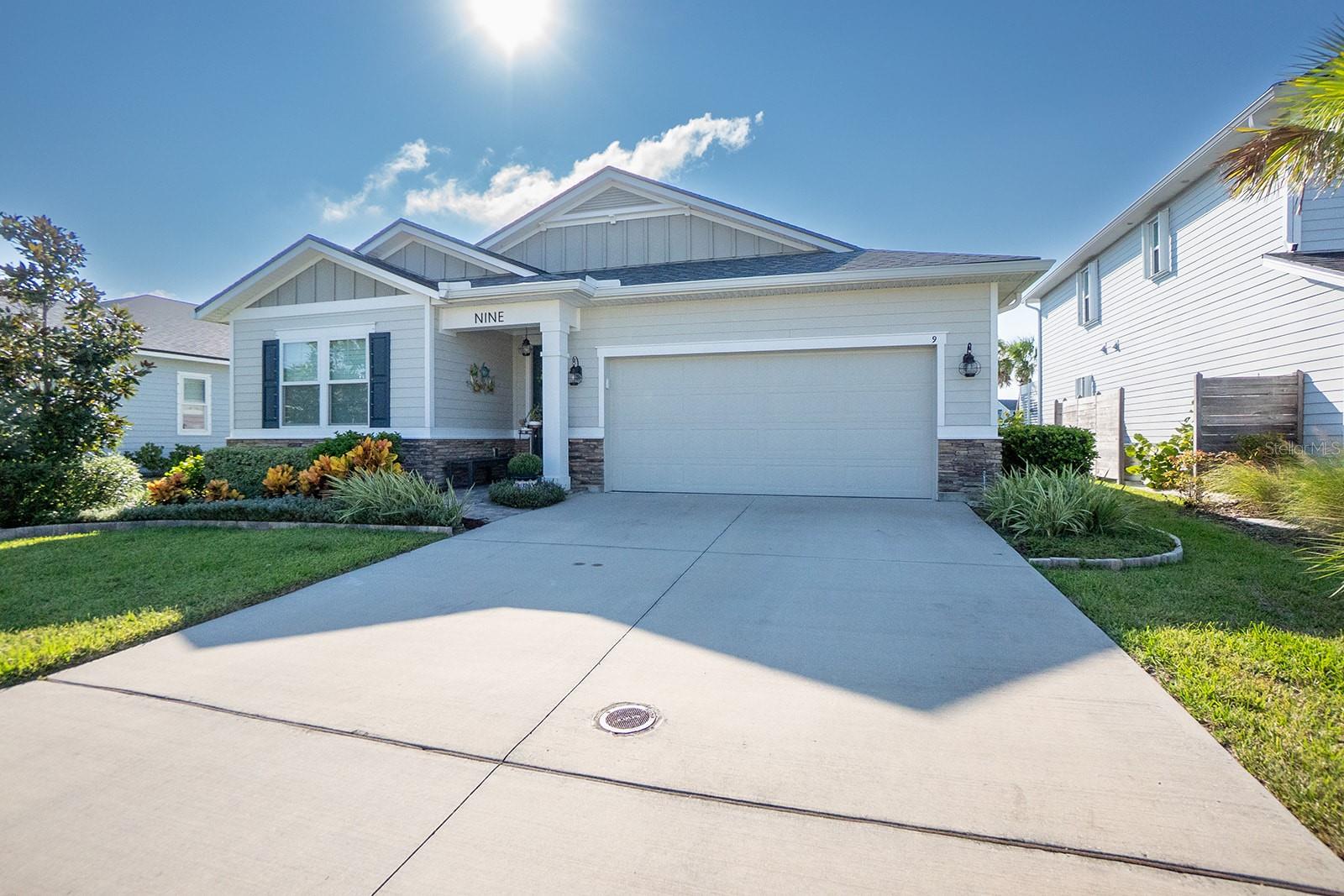 Image 33 of 42 For 9 Los Lagos Boulevard