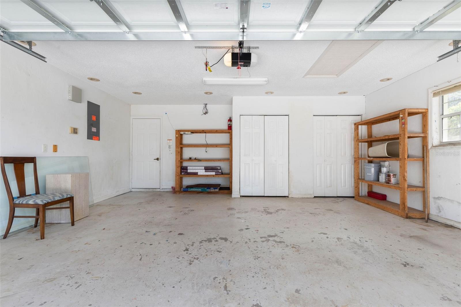 Image 34 of 51 For 8 Montauk Lane