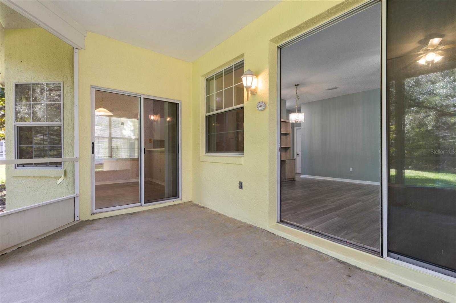 Image 36 of 51 For 8 Montauk Lane