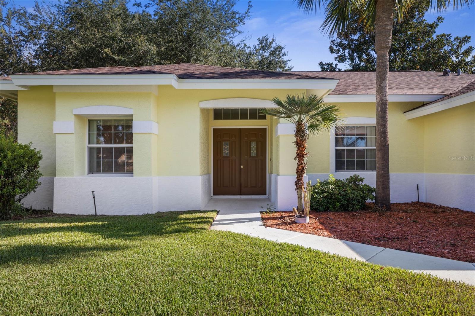 Image 6 of 51 For 8 Montauk Lane