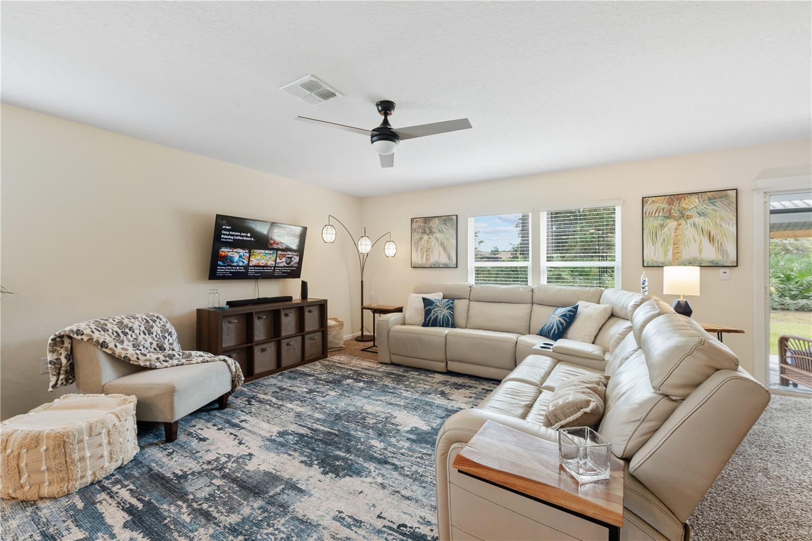 Image 11 of 46 For 98 Raemoor Drive