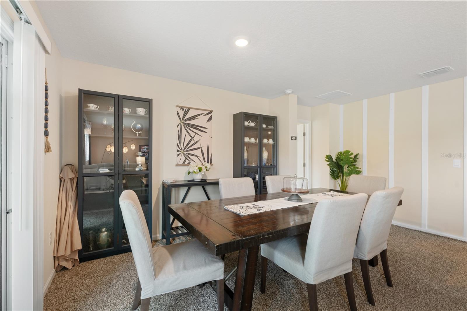 Image 15 of 46 For 98 Raemoor Drive