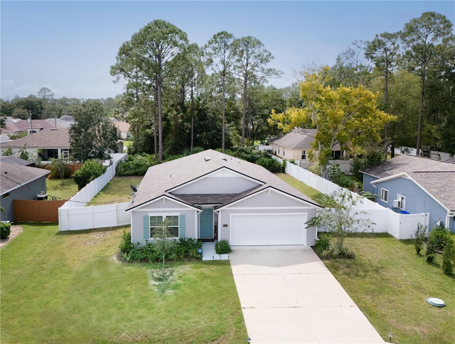 Image 2 of 46 For 98 Raemoor Drive