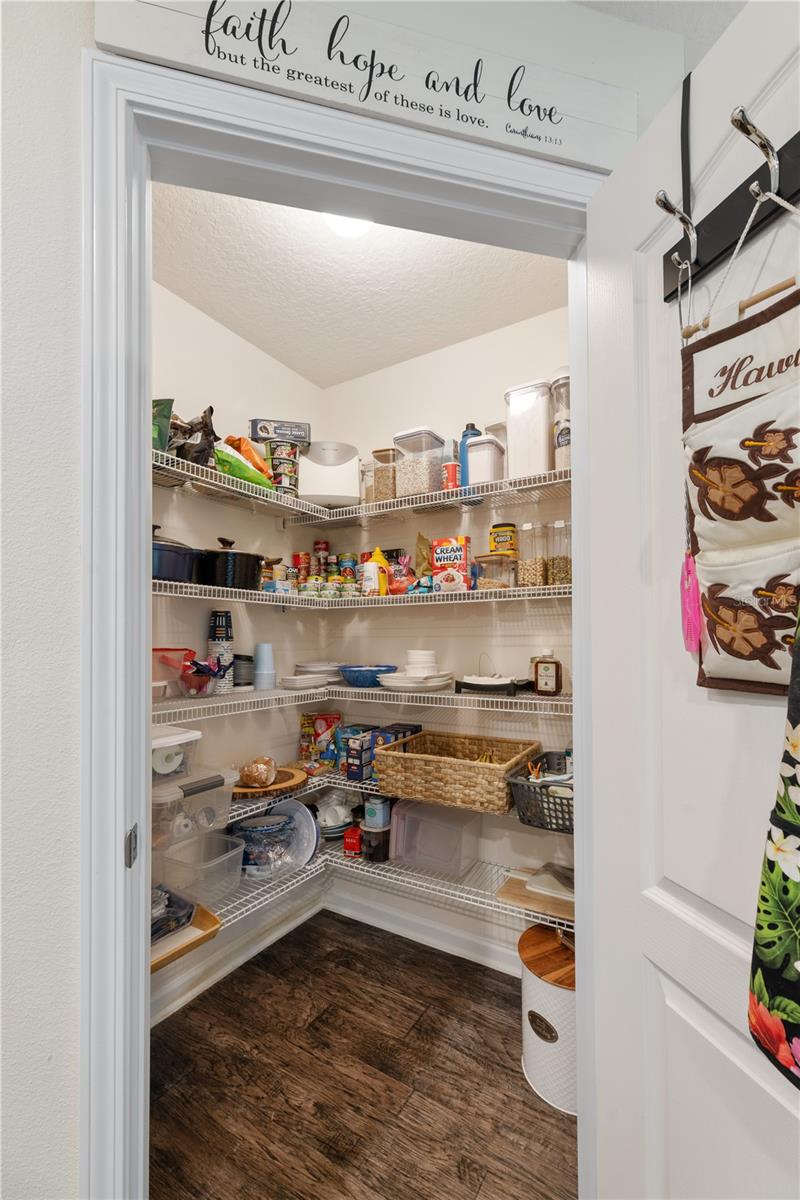 Image 24 of 46 For 98 Raemoor Drive