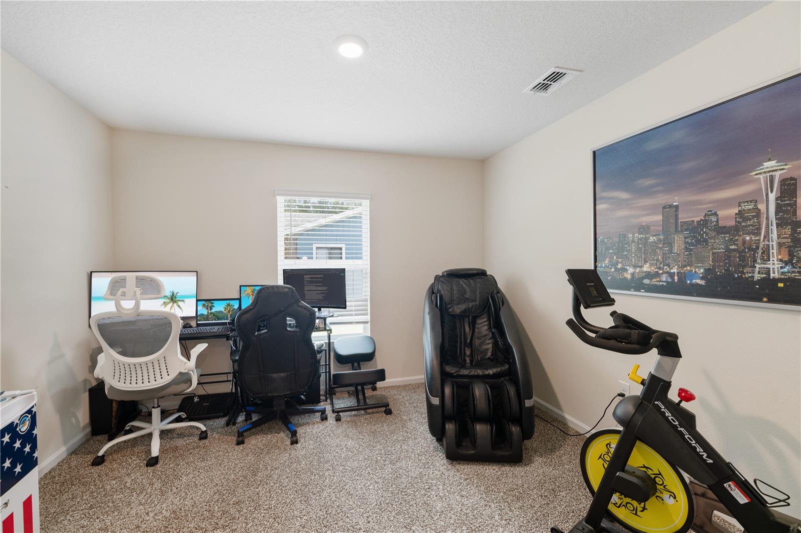 Image 37 of 46 For 98 Raemoor Drive