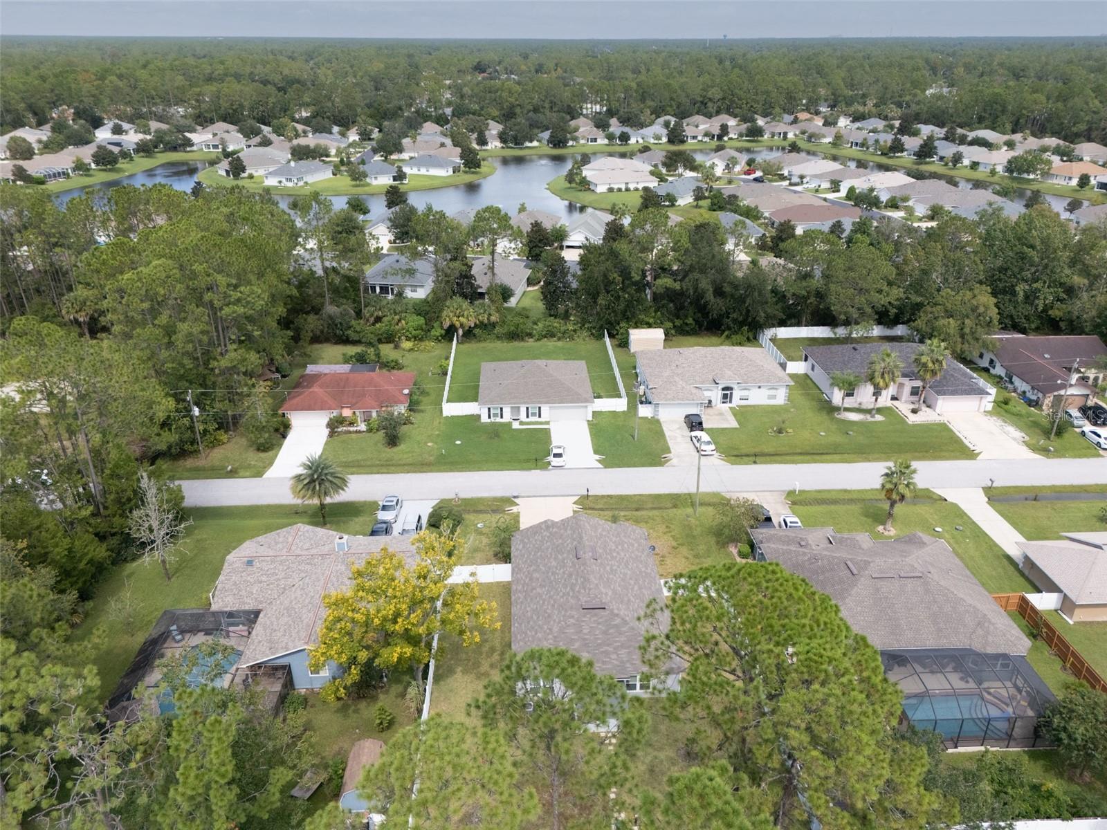 Image 42 of 46 For 98 Raemoor Drive