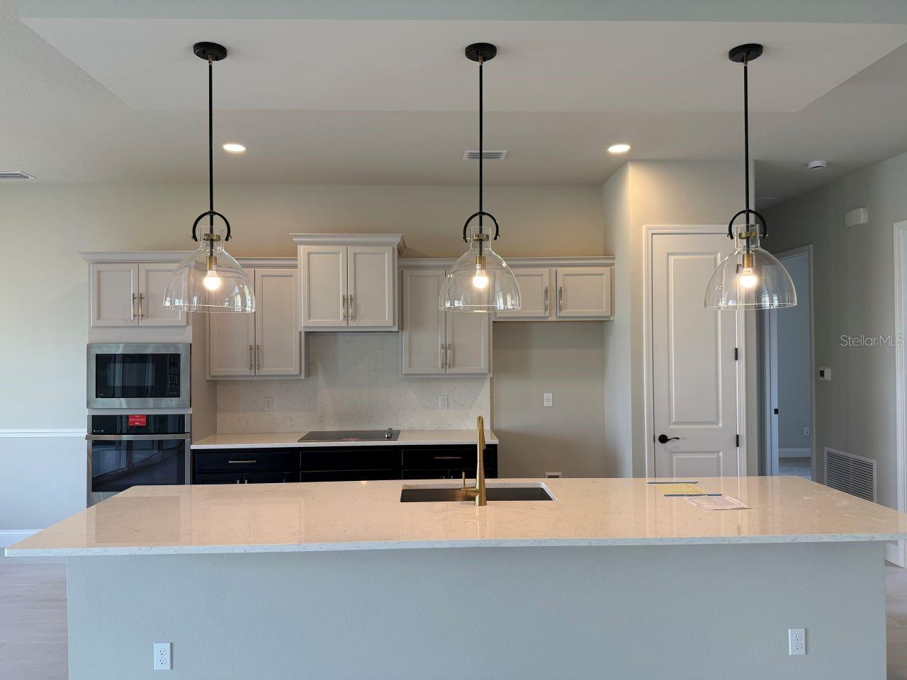 Image 5 of 32 For 1716 Lake Reserve Drive