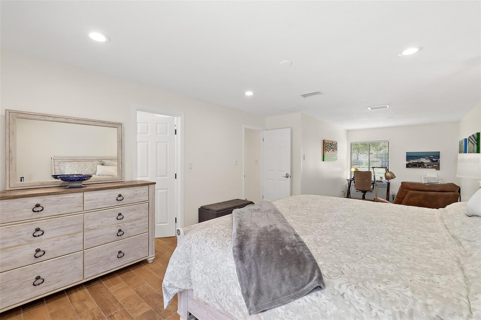 Image 28 of 64 For 1575 Sunshine Tree Boulevard