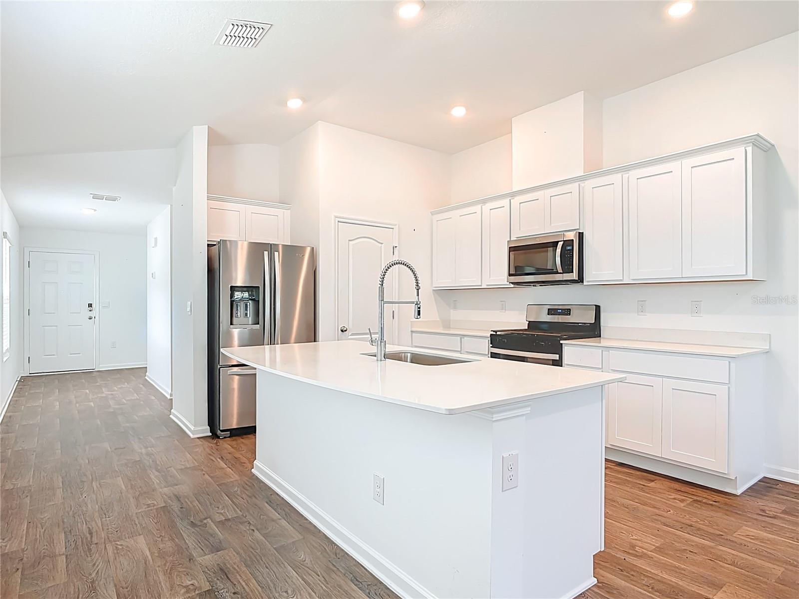 Image 14 of 65 For 66 Bogey Place