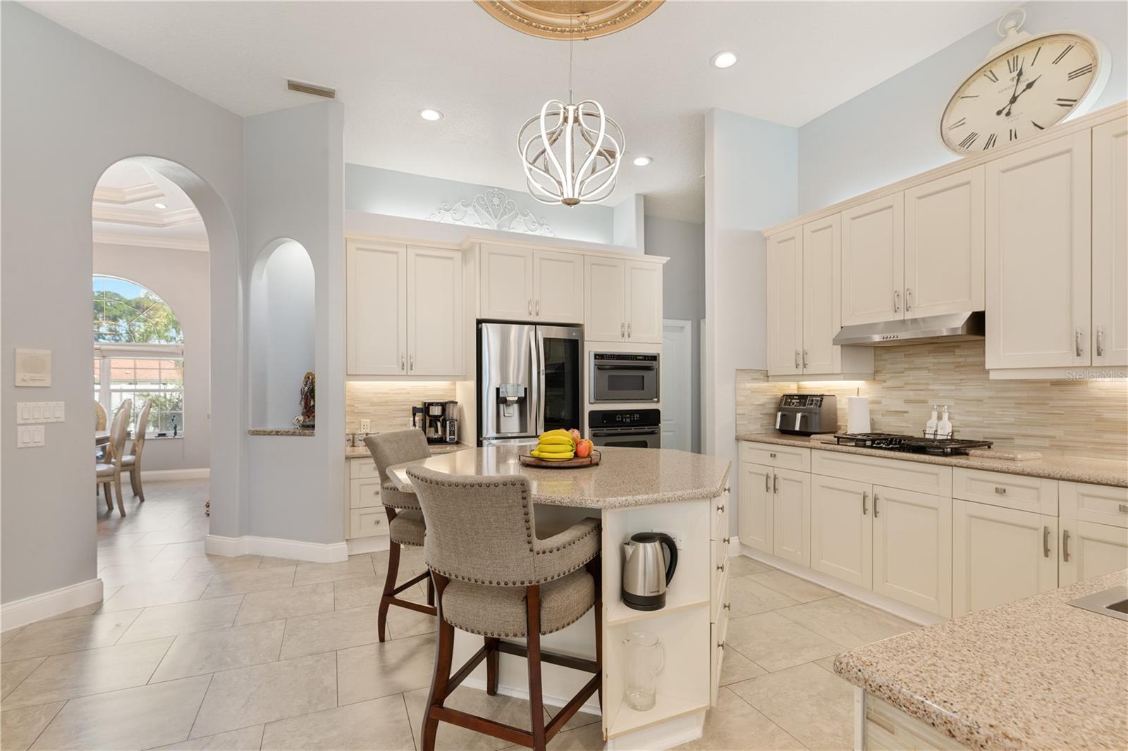 Image 15 of 53 For 82 Emerson Drive