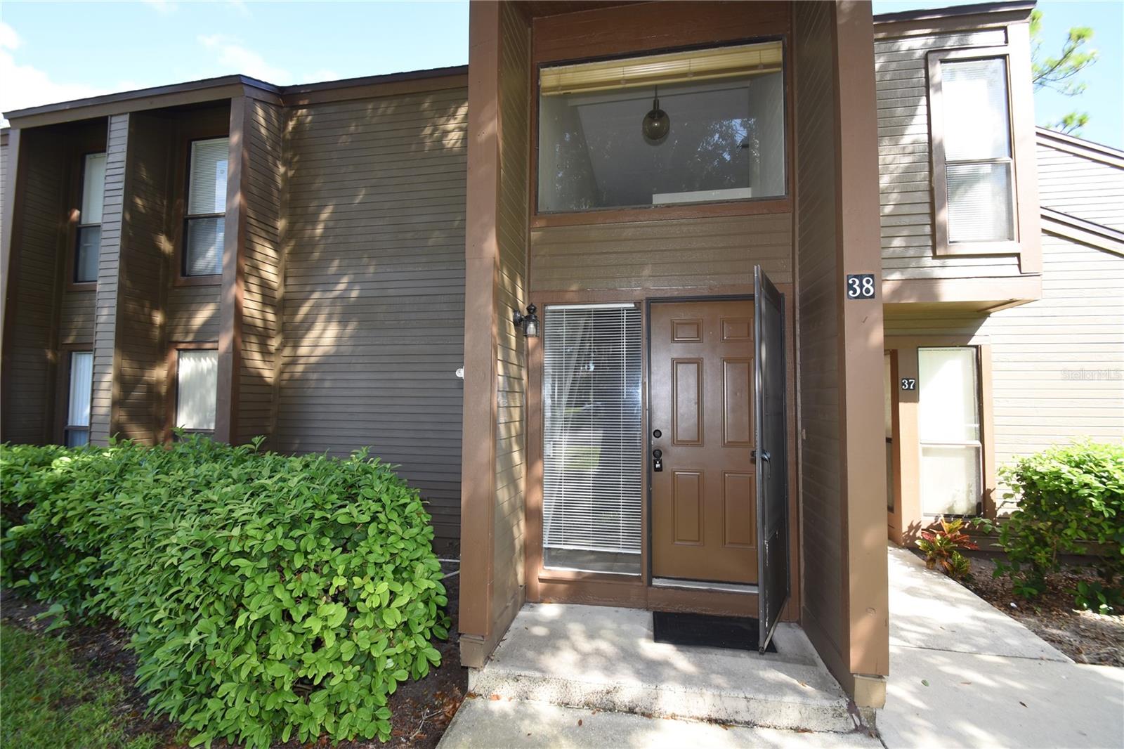 Image 41 of 41 For 38 Oxford Lane 38