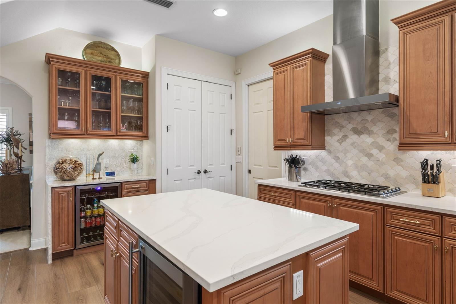 Image 15 of 88 For 72 Lagare Street