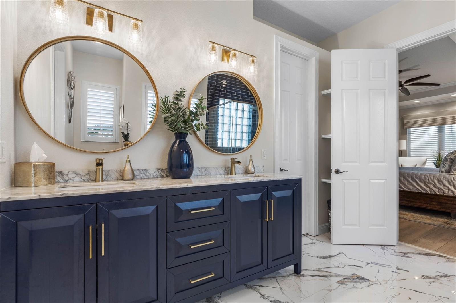 Image 38 of 88 For 72 Lagare Street