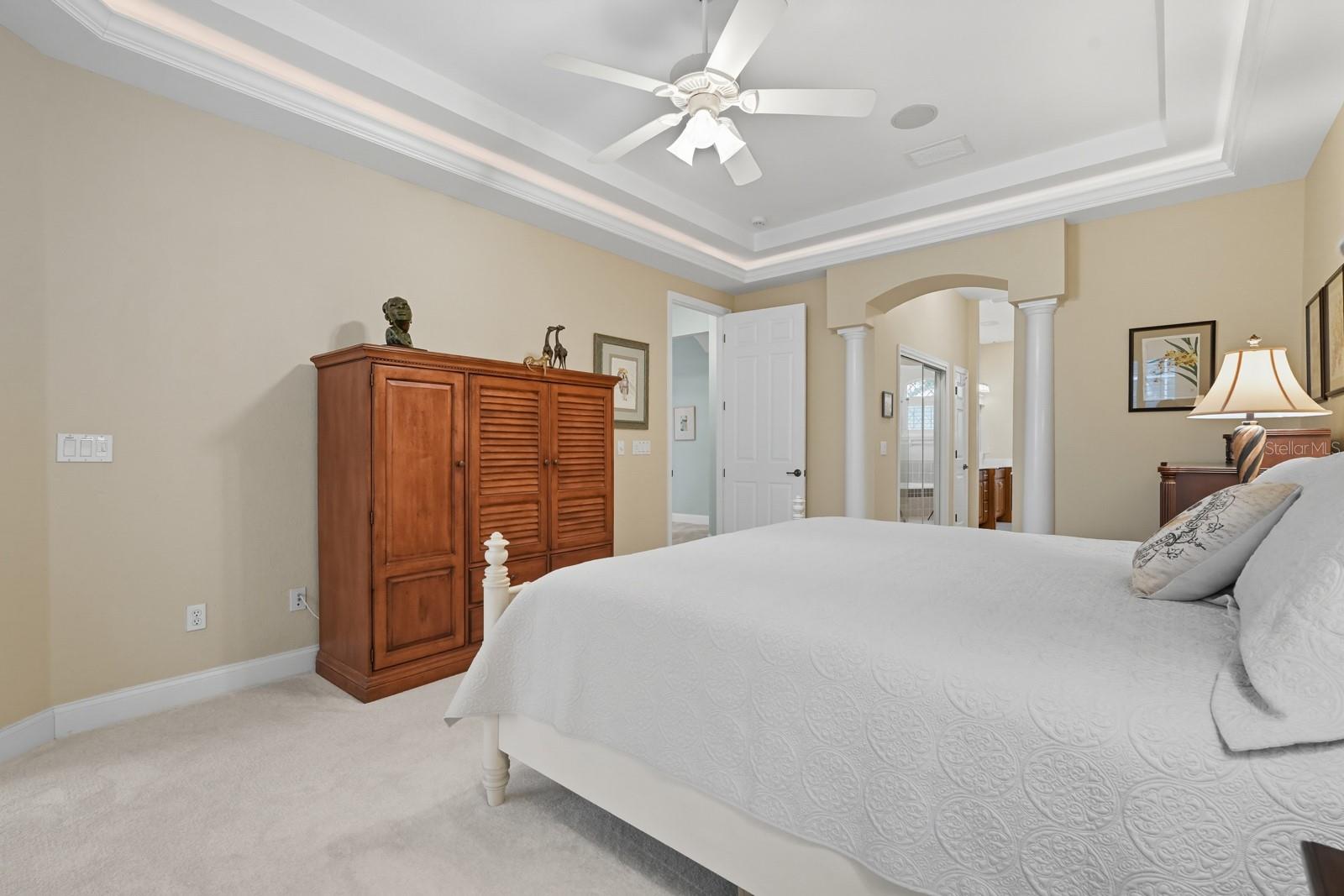 Image 30 of 61 For 43 Park Circle