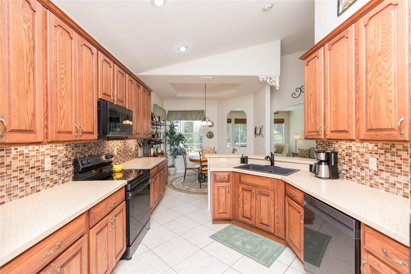 Image 10 of 40 For 22 Crosstie Court