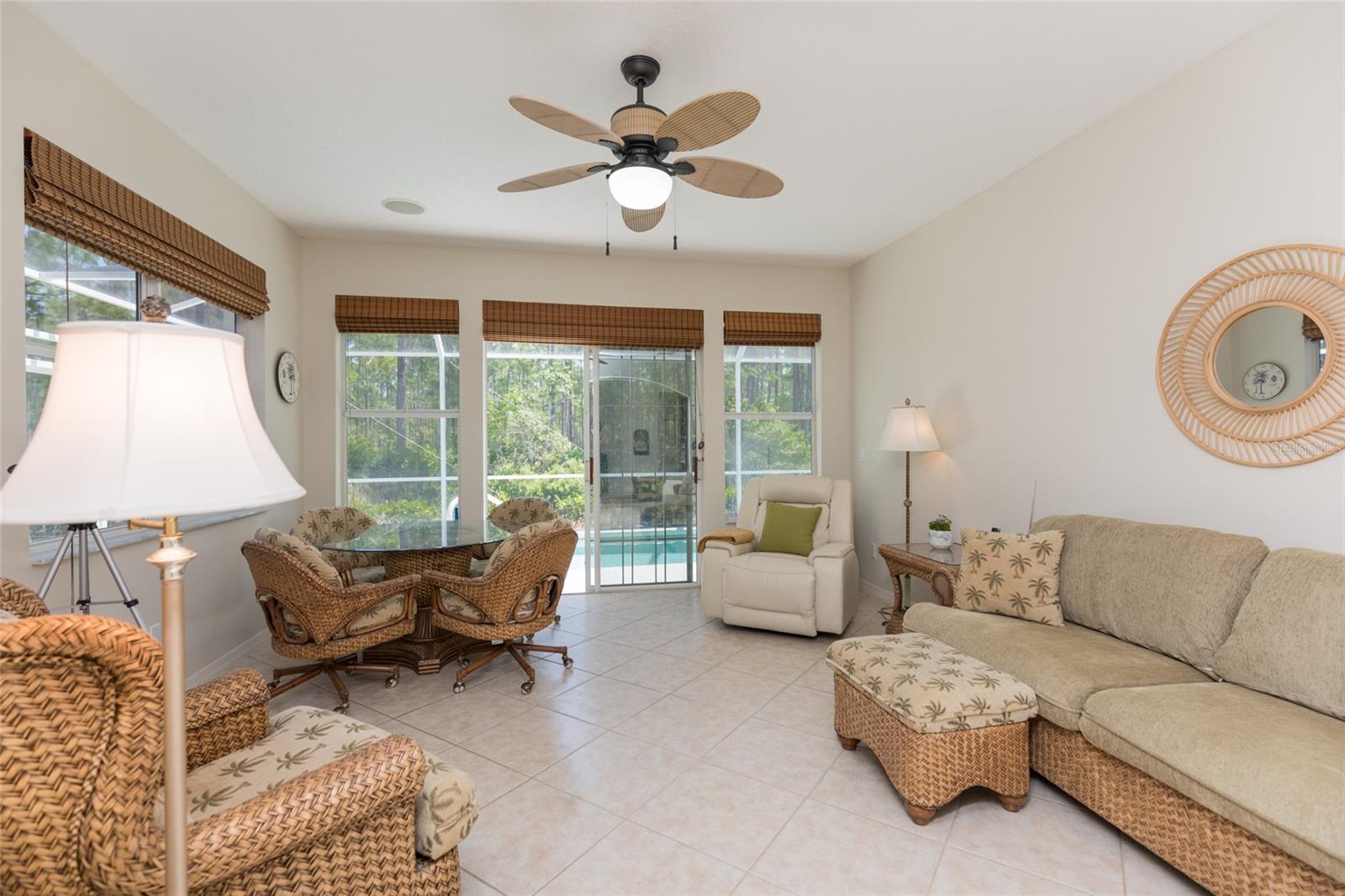 Image 14 of 40 For 22 Crosstie Court