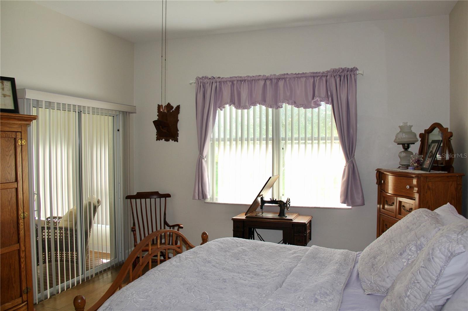 Image 21 of 38 For 1171 Athlone Way