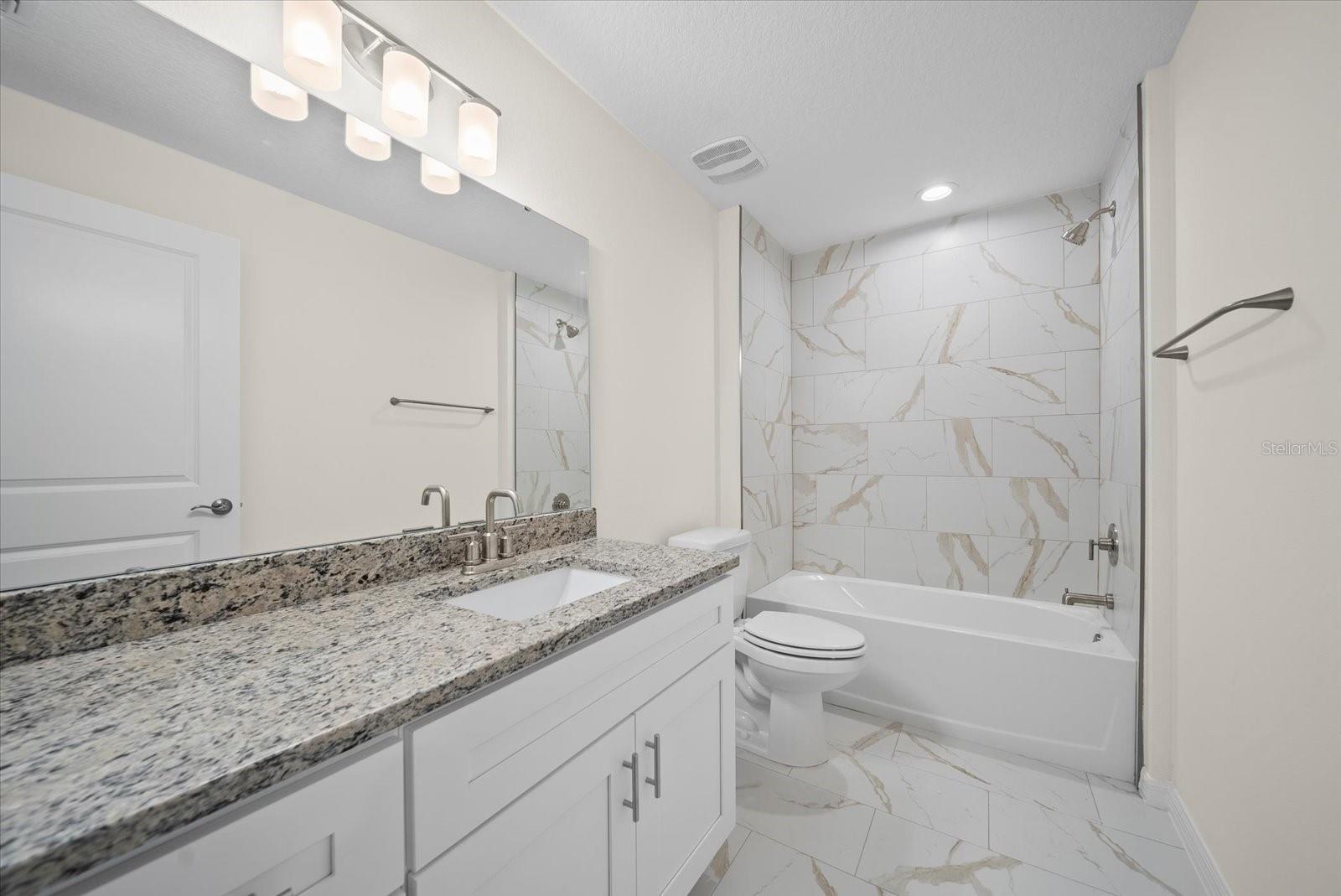 Listing photo id 5 for 59 Wellstream Lane