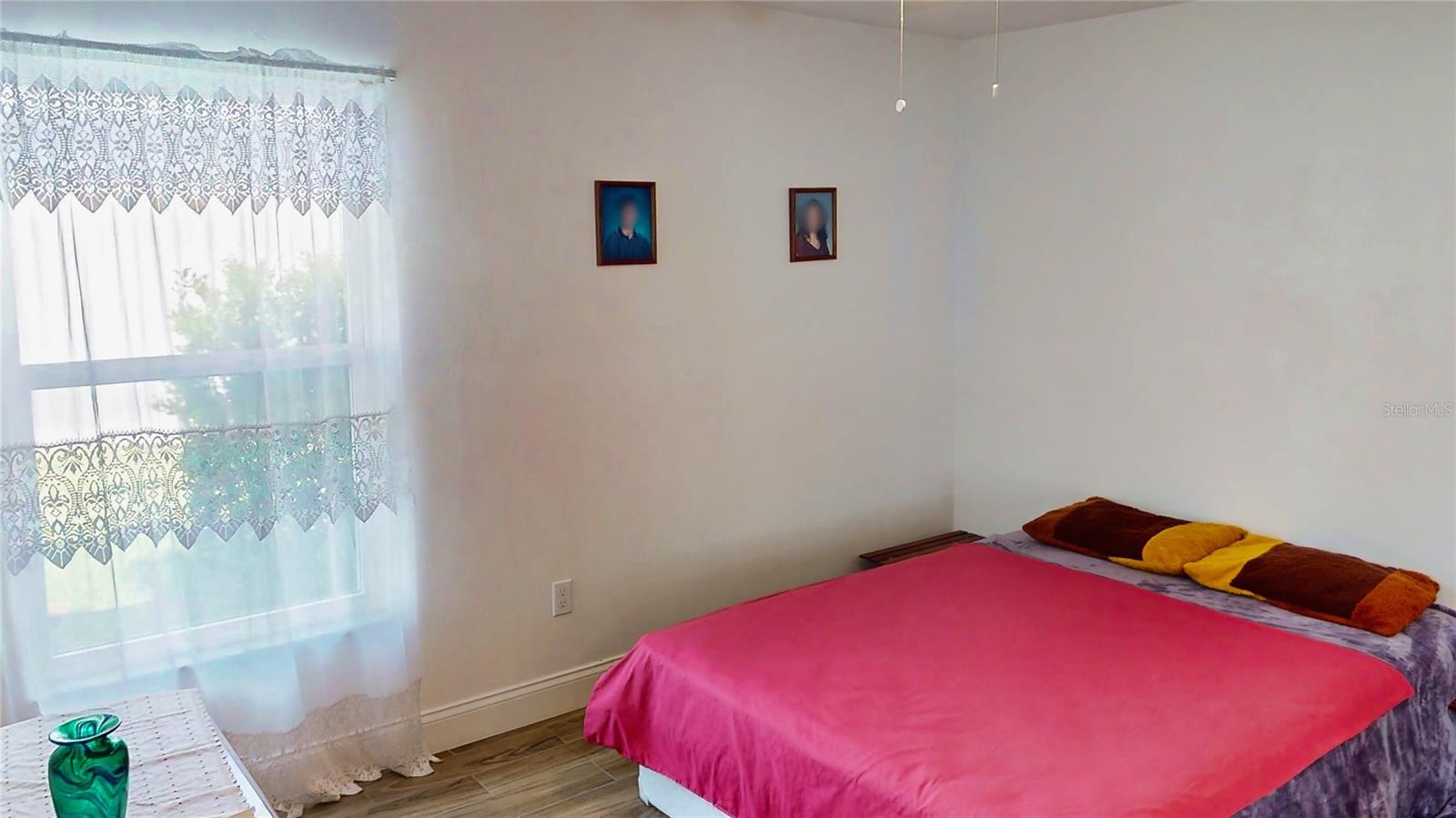 Image 24 of 44 For 1 Llosee Court