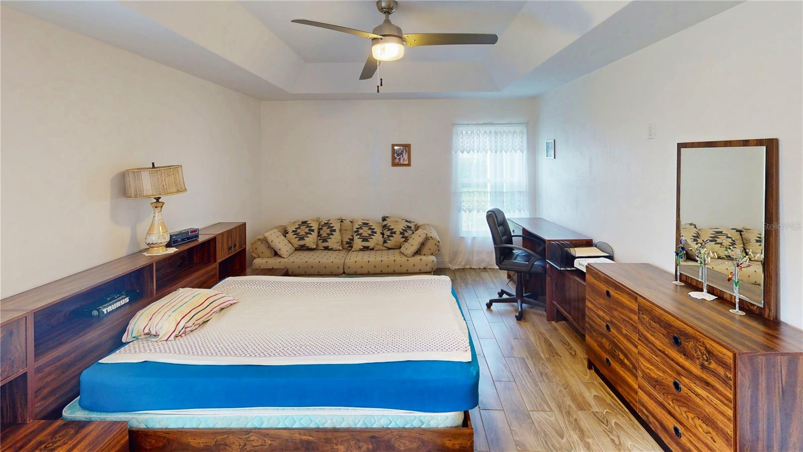 Image 39 of 44 For 1 Llosee Court