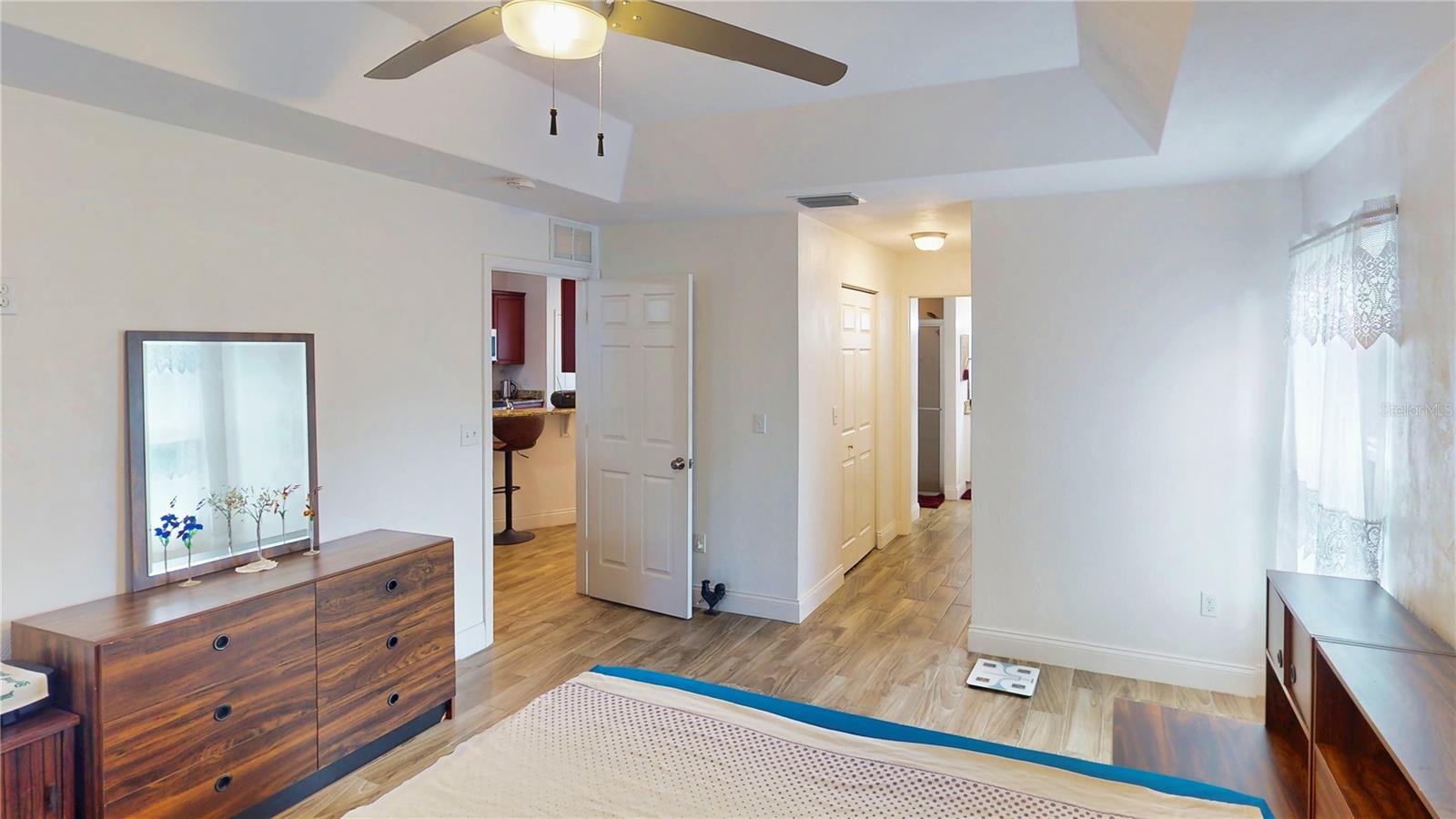 Image 40 of 44 For 1 Llosee Court