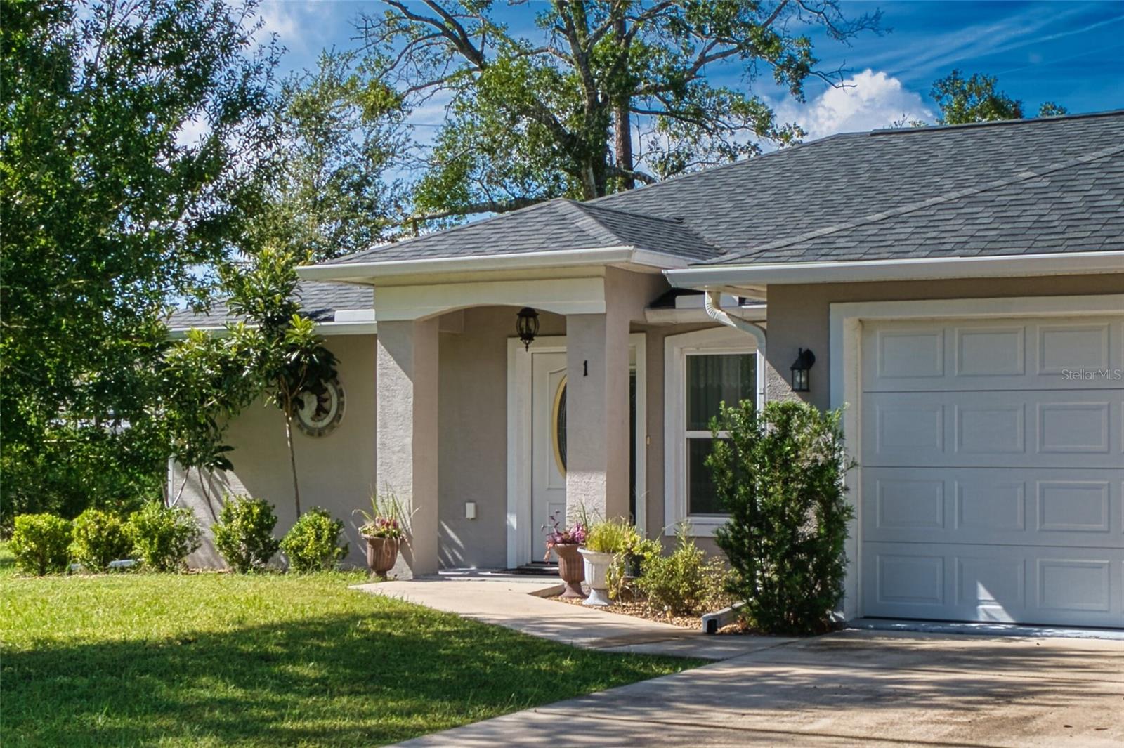 Image 5 of 44 For 1 Llosee Court