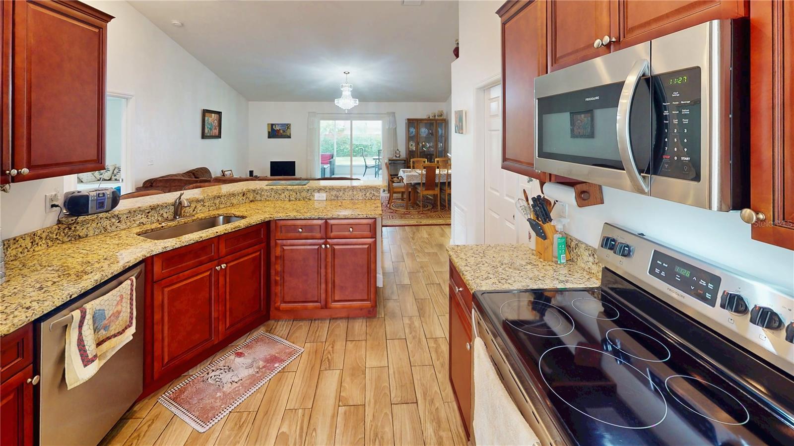 Image 9 of 44 For 1 Llosee Court