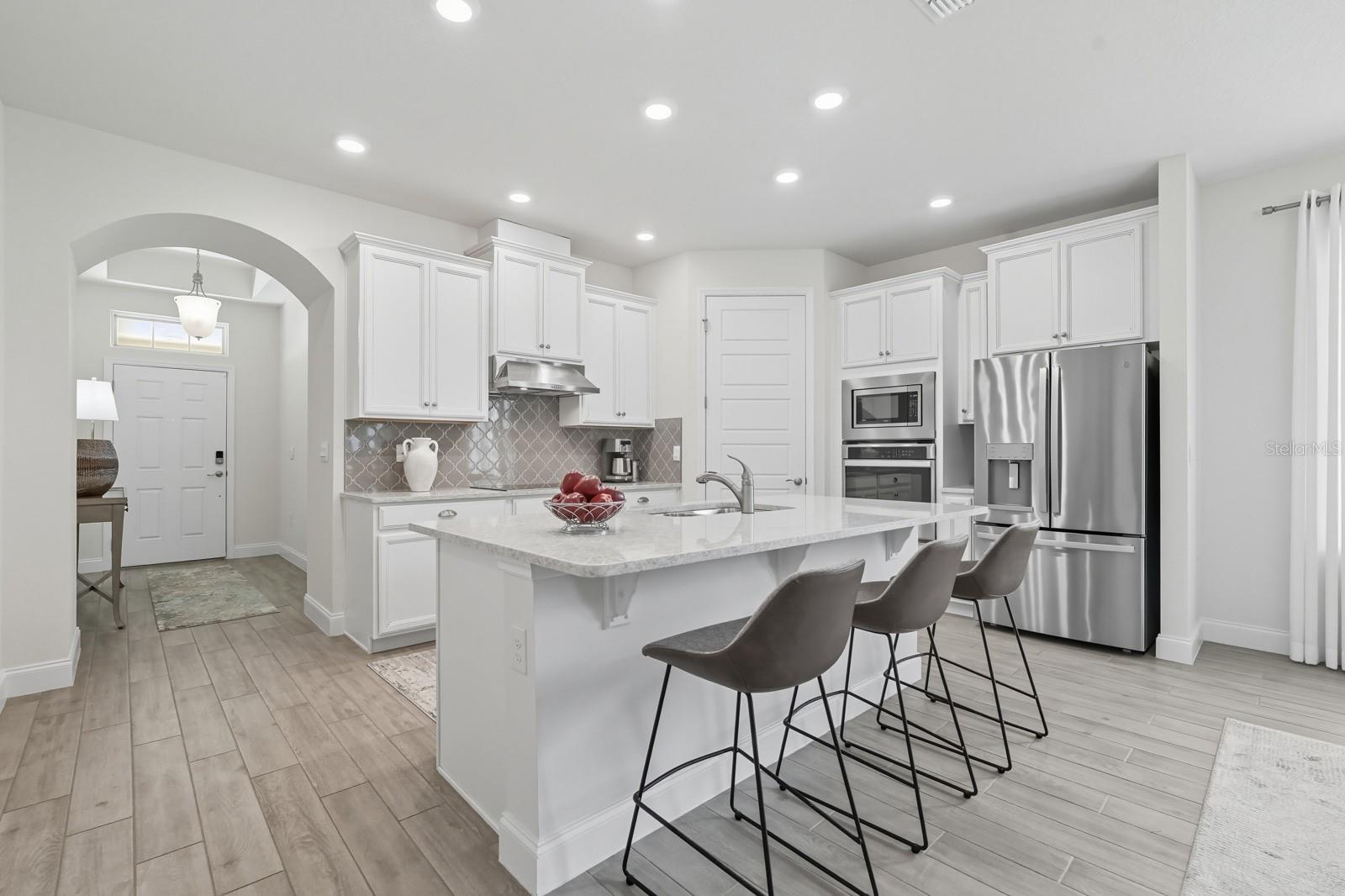Image 18 of 56 For 2889 Monaghan Drive