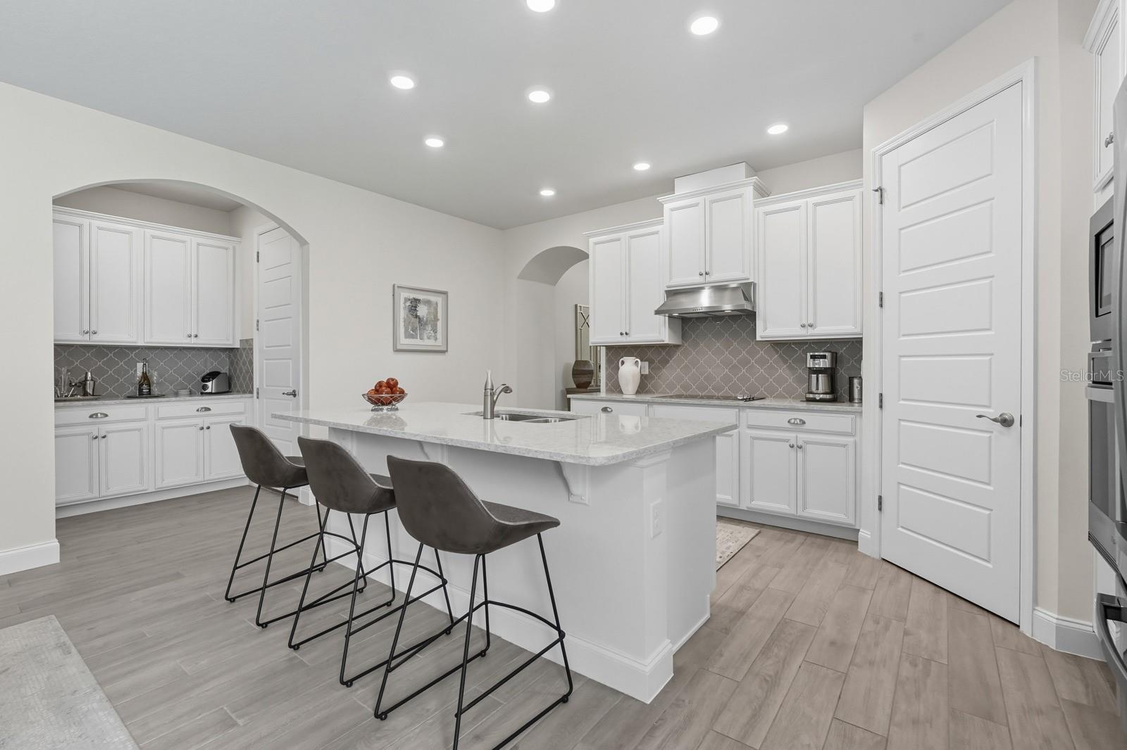 Image 19 of 56 For 2889 Monaghan Drive