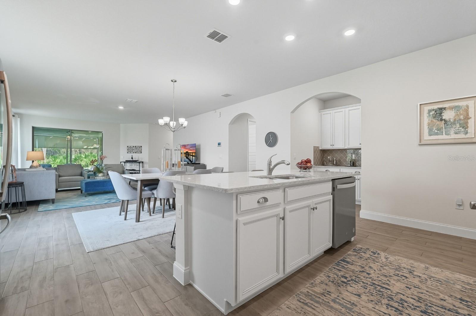 Image 20 of 56 For 2889 Monaghan Drive