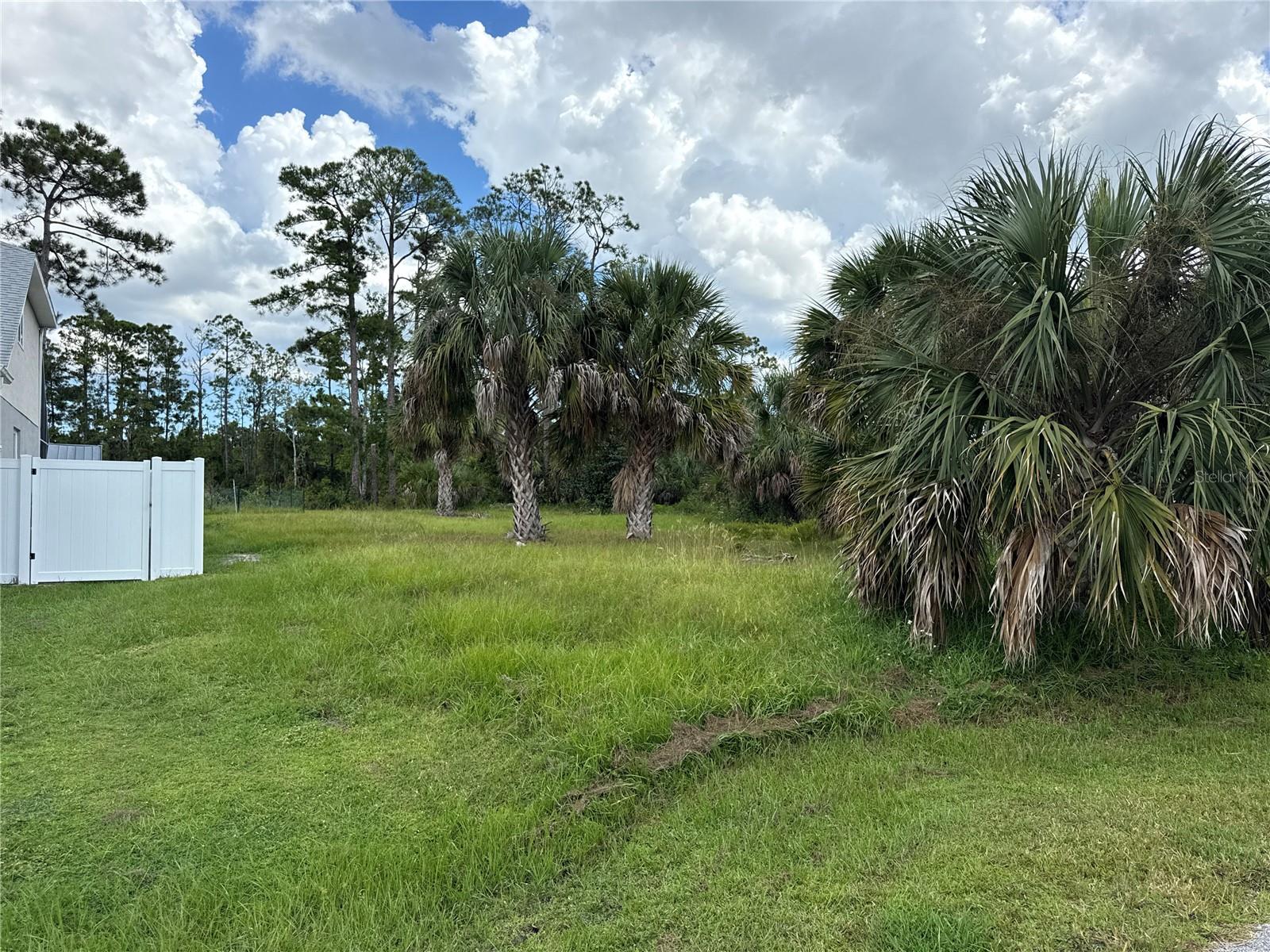 Image 4 of 7 For 67 Presidential Lane