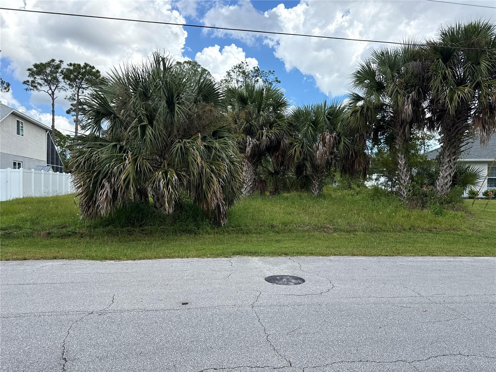 Image 5 of 7 For 67 Presidential Lane